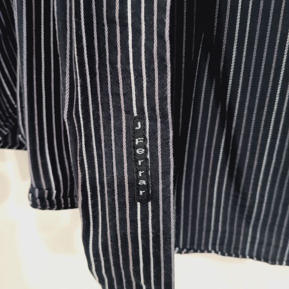 J. Ferrar Striped Button Down Shirt - Picture 6 of 6